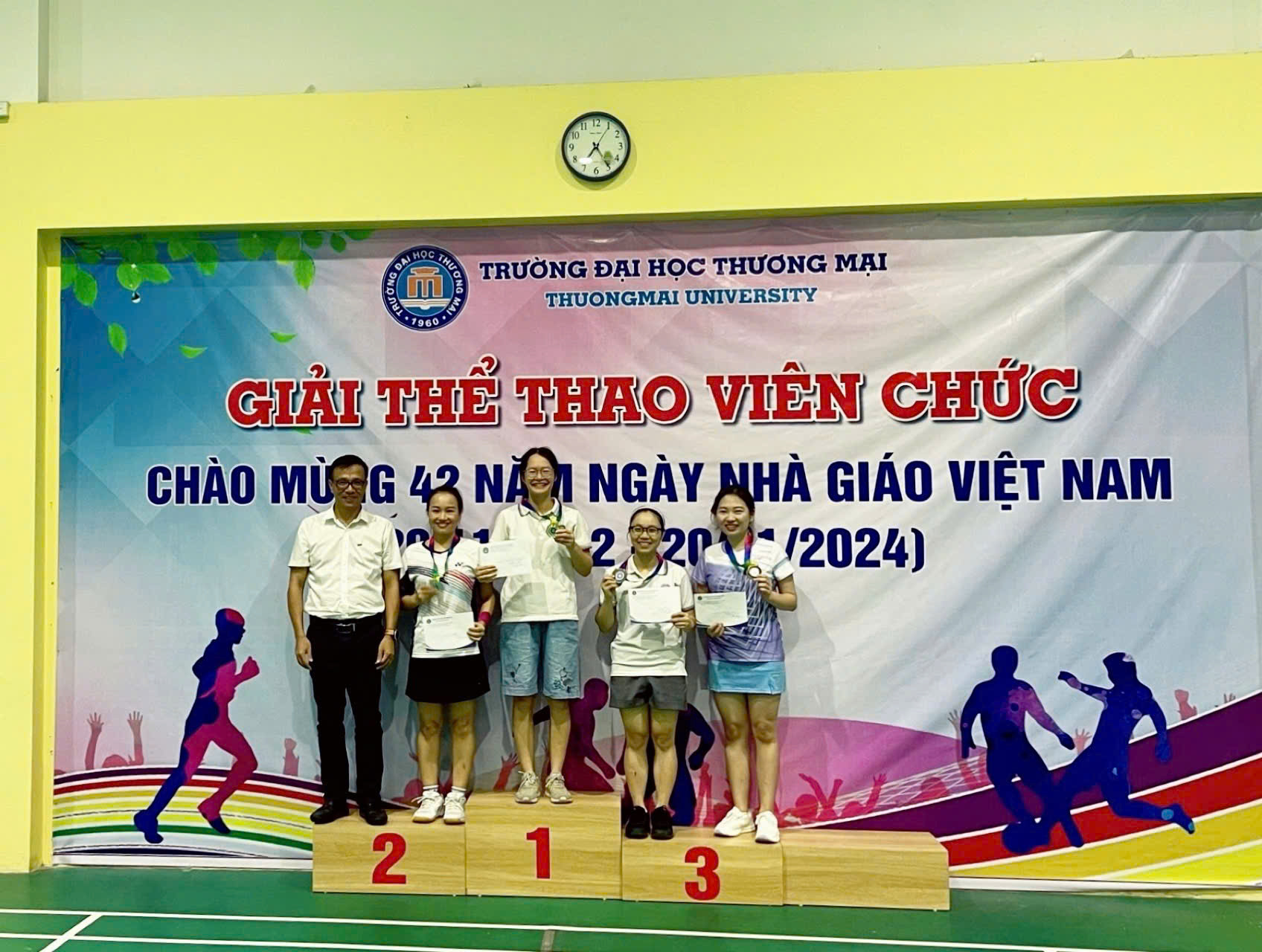 GIẢI THỂ THAO VIÊN CHỨC CHÀO MỪNG KỶ NIỆM 42 NĂM NGÀY NHÀ GIÁO VIỆT NAM