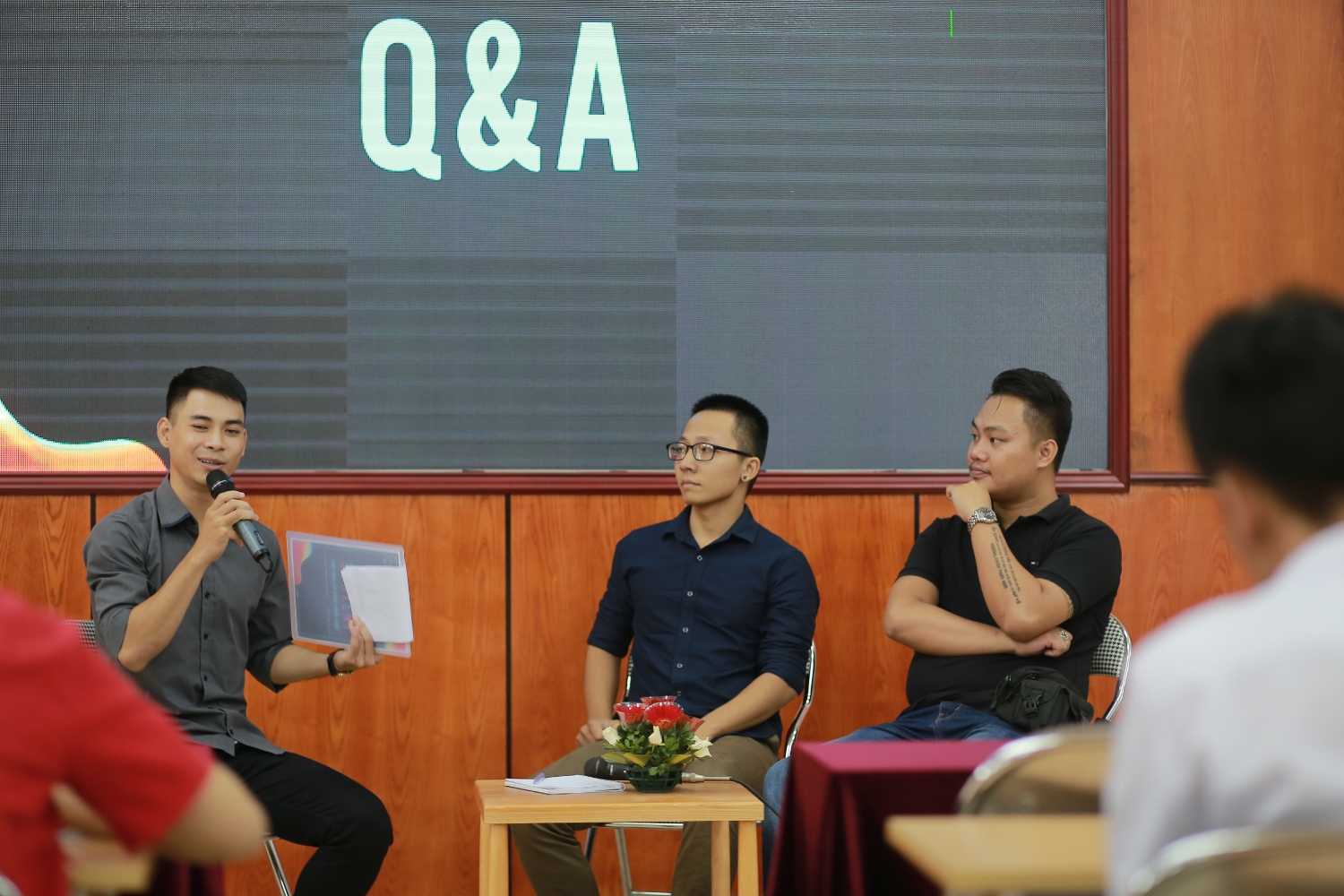 Talkshow "Khai phá Content - Thắp đèn soi sáng chiến lược"